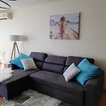 Noks First Line Seaview Apartment Sveti Vlas
