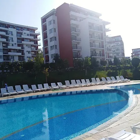 Noks First Line Seaview Apartment *